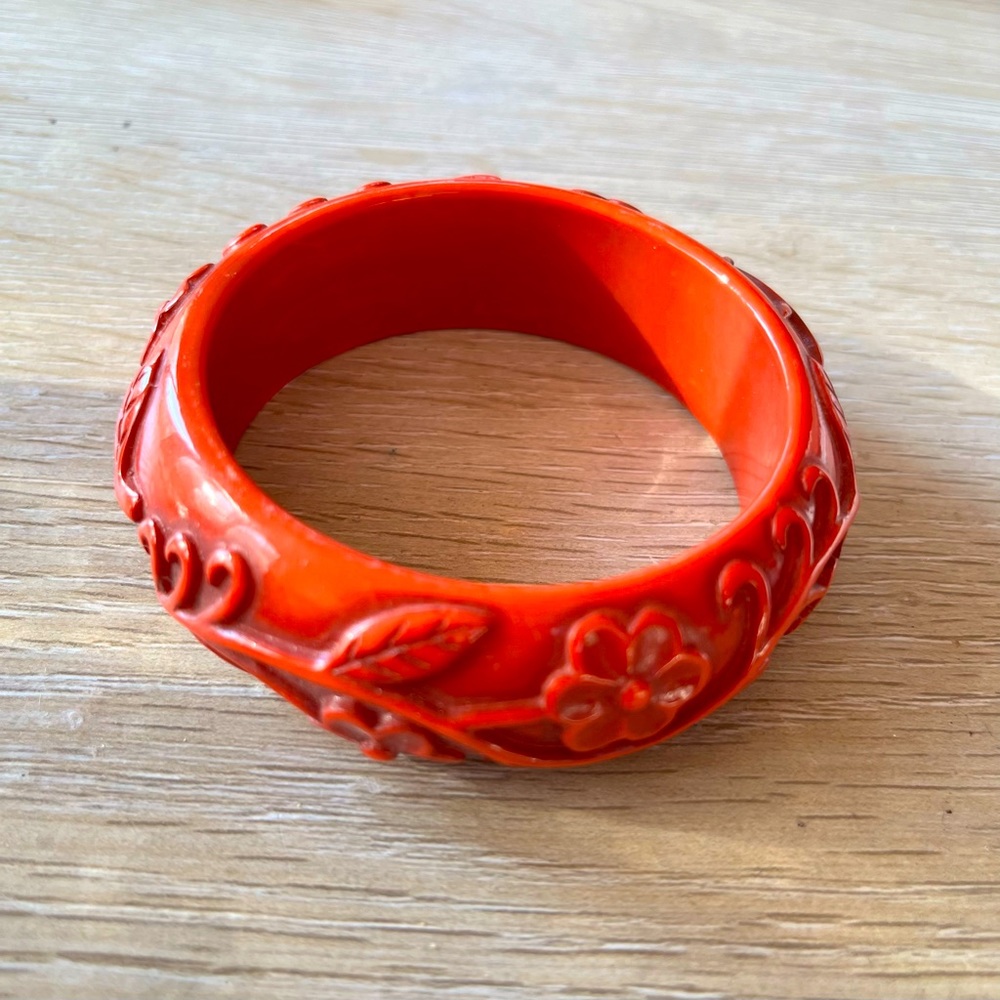 Red / deep coral plastic bangle